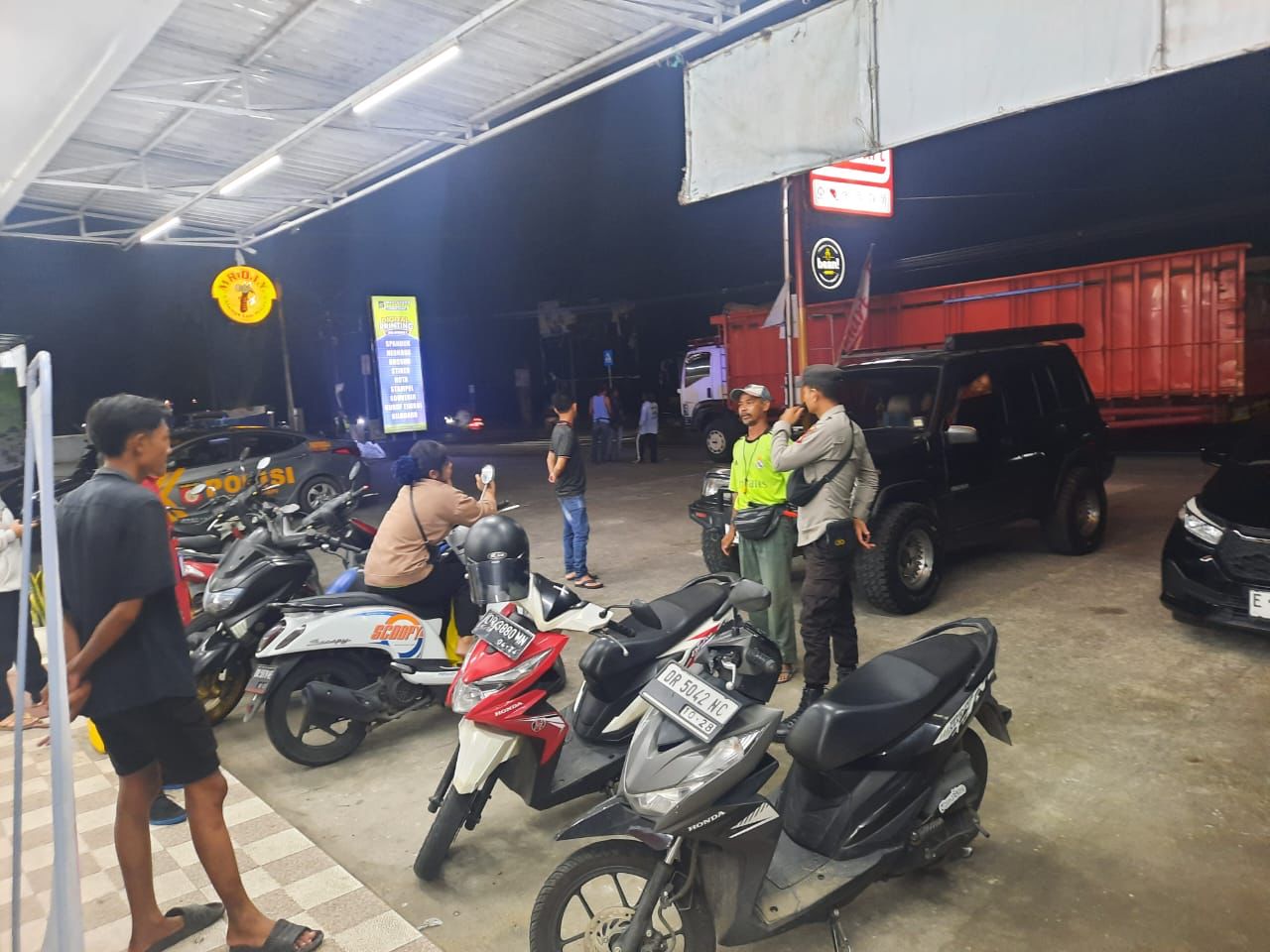 Strategi Polsek Labuapi Jaga Keamanan Lingkungan Lewat Patroli Humanis