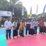 Lombok Barat Lestarikan Budaya Lewat Peresean HUT ke-67