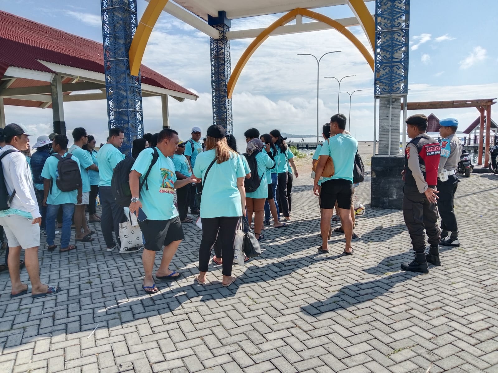 Polsek Sekotong Lakukan Patroli di Obyek Wisata Untuk Ciptakan Kamtibmas Kondusif