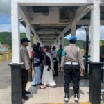 Polisi Aktif di Pelabuhan Lembar: Pastikan Rasa Aman dan Tertib