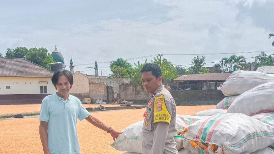 Pengawasan Gudang Jagung oleh Polsek Gerung Dukung Program Pangan