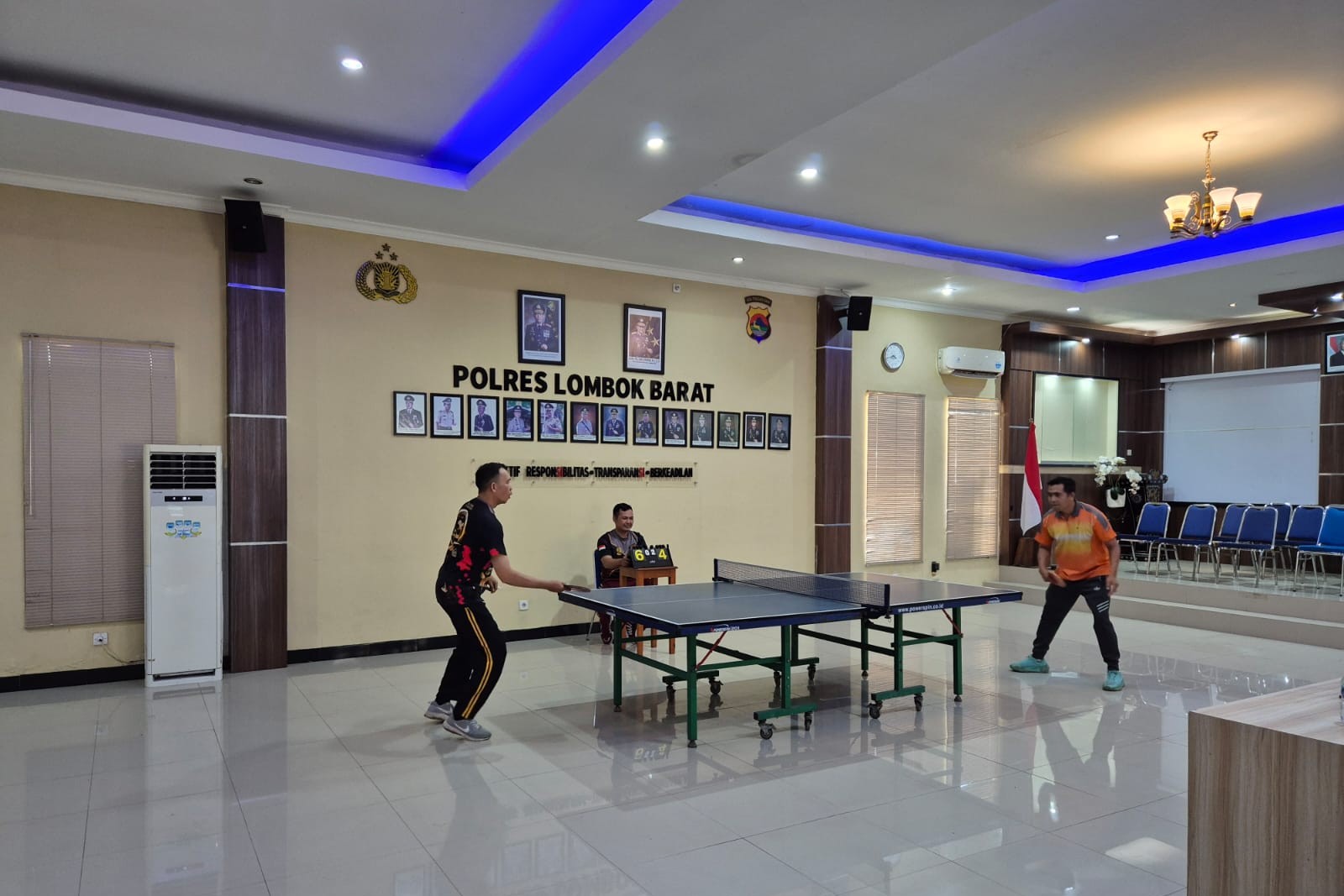 Semarak Final Tenis Meja Polres Lombok Barat HUT Bhayangkara ke-79